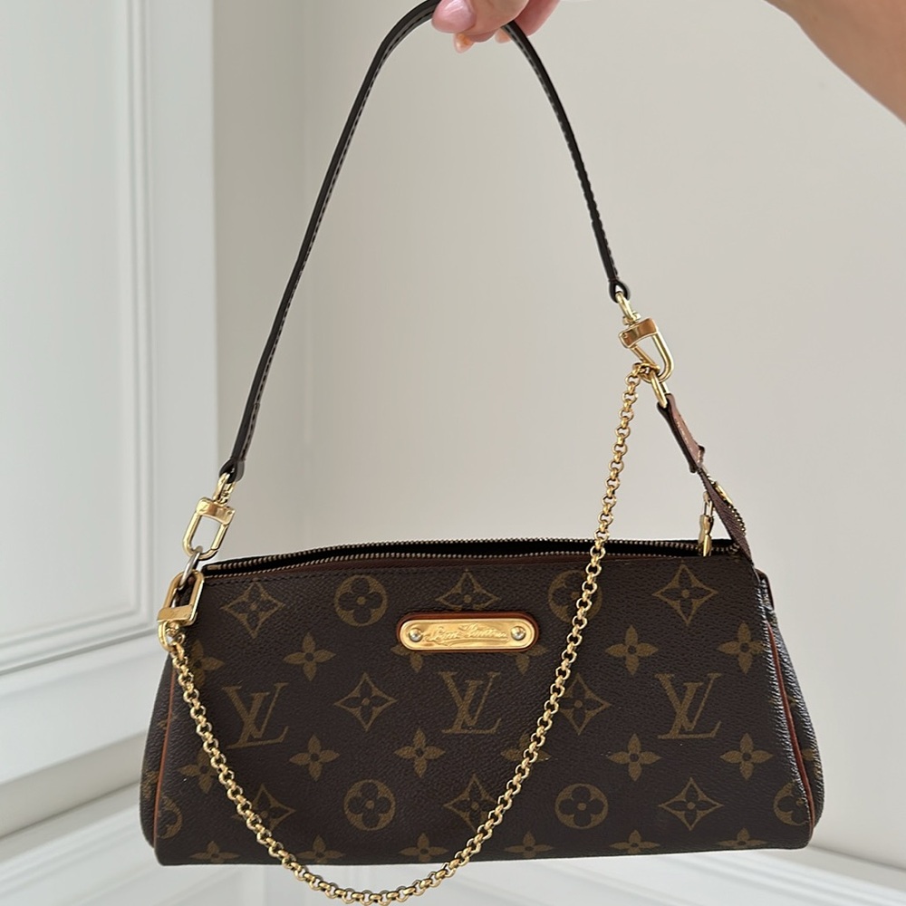 Eva clutch Louis Vuitton - authentic